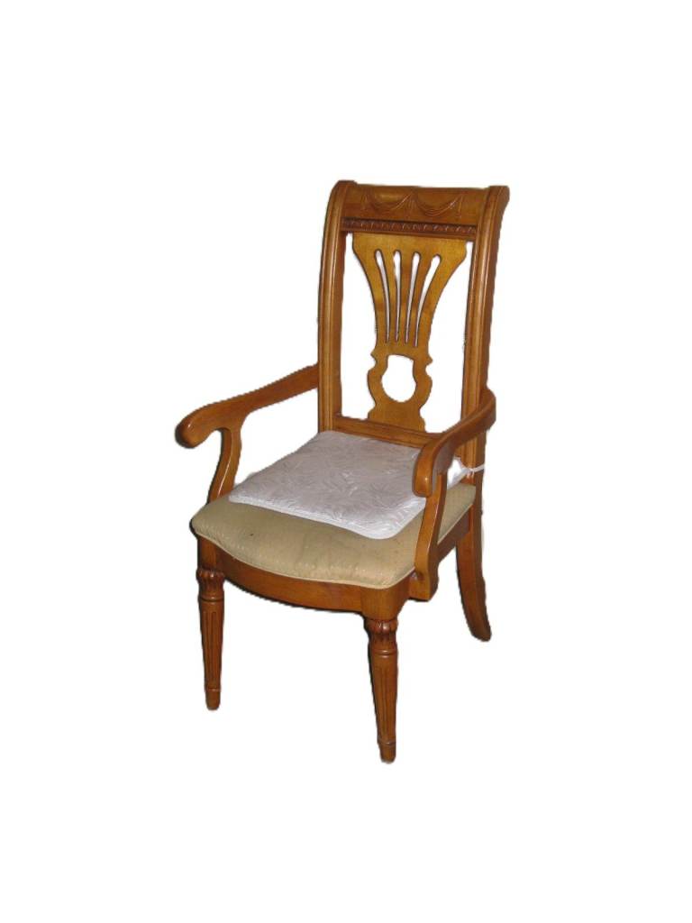 2 X CARVER DINING CHAIRS GUNNISLAKE PL18 9NA