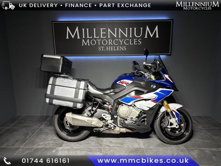 2018 BMW S1000XR SPORTS ADVENTURE CROSSOVER WITH 3 PART LUGGAGE