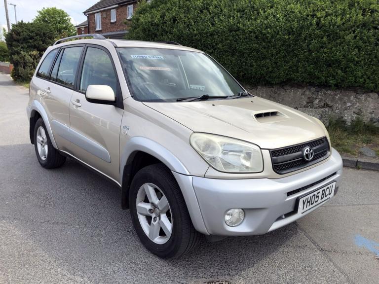 2005 TOYOTA RAV 4 2.0 D-4D XT3 TURBO DIESEL - EXTENSIVE SERVICE HISTORY