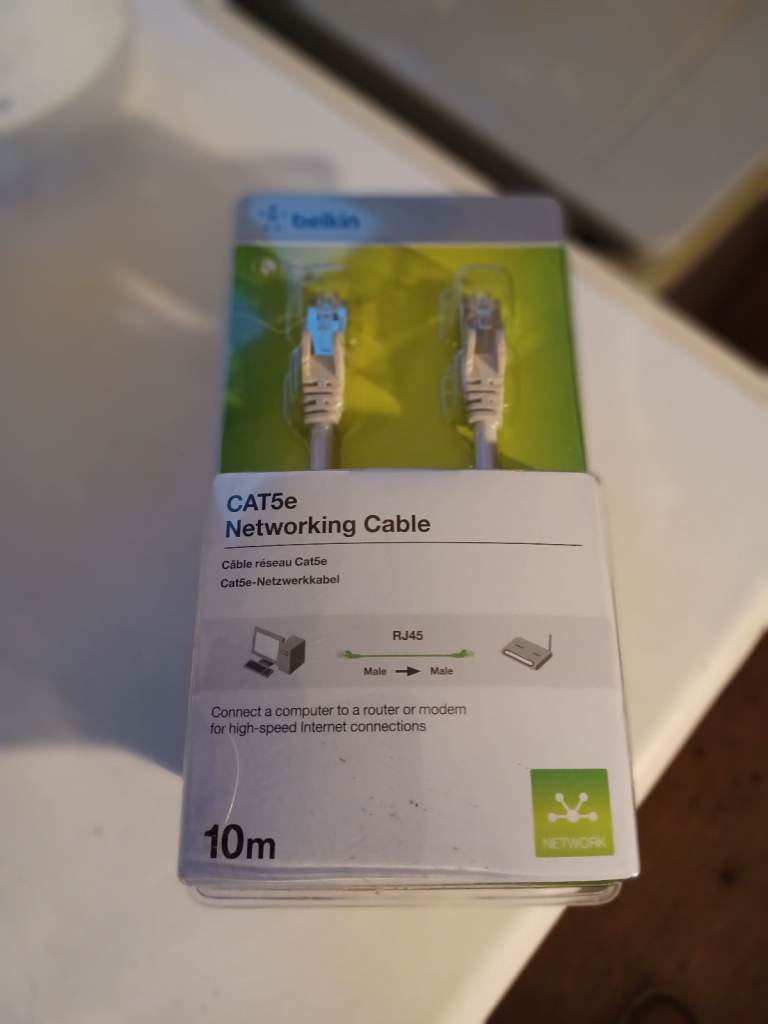 Belkin CAT5 E 10m Network Cable RJ45 Male to Male RRP £19.99 boxed as new