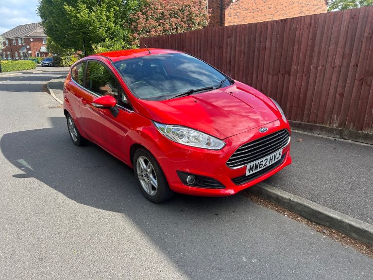 Ford, FIESTA, Hatchback, 2012, Manual, 1241 (cc), 3 doors