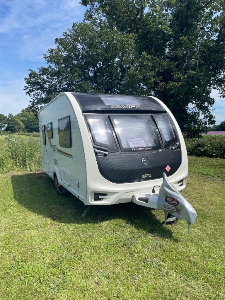 SWIFT Challenger 480 ALDE 2017 2 berth touring Caravan
