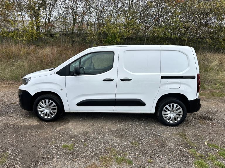 PEUGEOT PARTNER PROFESSIONAL 1.5 HDI DIESEL 2021 21-REG FULL SERVICE HISTORY DRIVES EXCELLENT