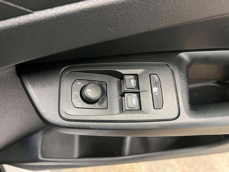 2022 Volkswagen Caddy 2.0 TDI 102PS Commerce Plus Van PANEL VAN DIESEL Manual