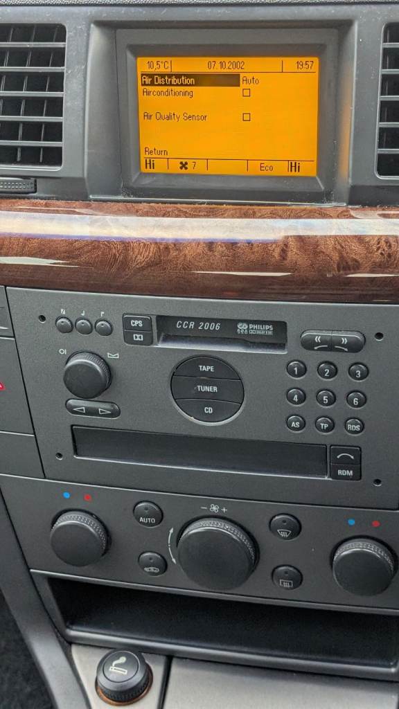 Vauxhall, VECTRA, Hatchback, 2002, Manual, 3175 (cc), 5 doors