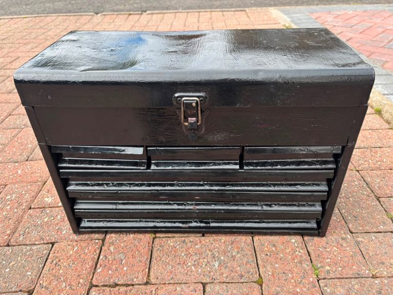 Top box tool chest