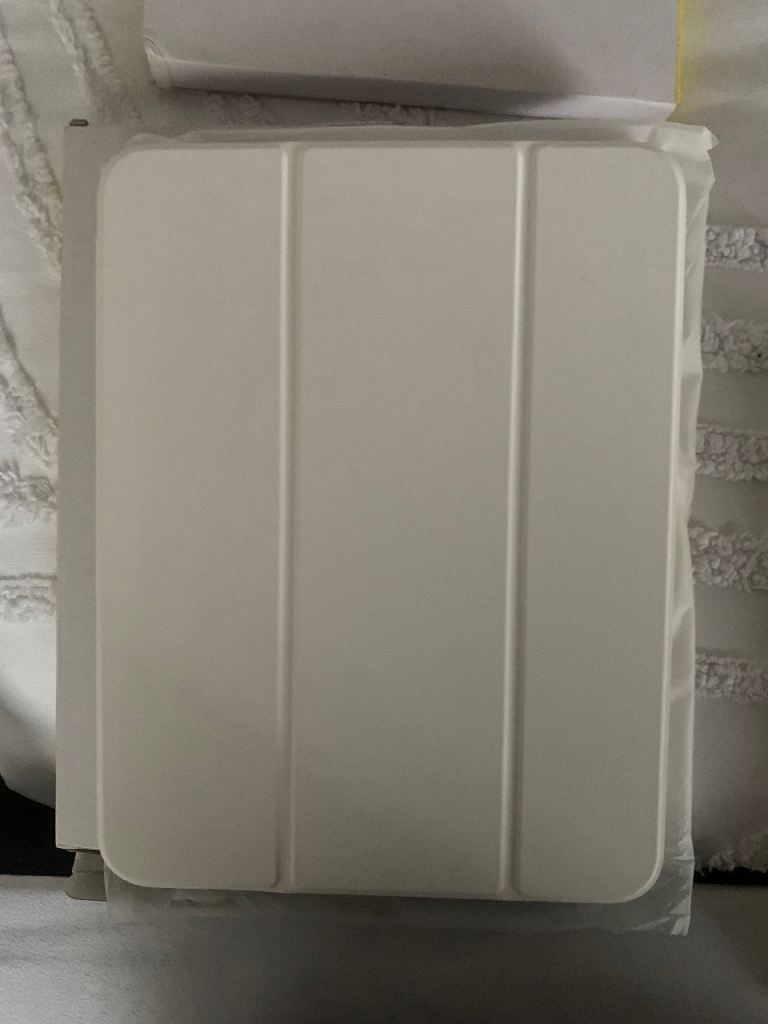 JETech Protective Case for iPad 10.9 – Brand New