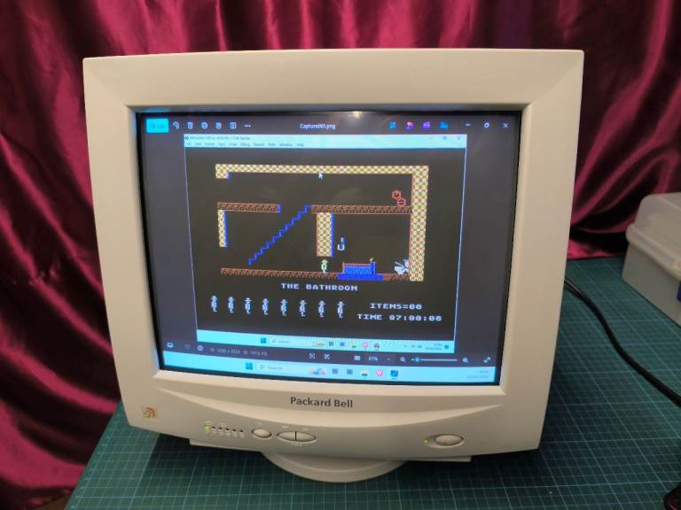 CRT monitor Packard Bell A520