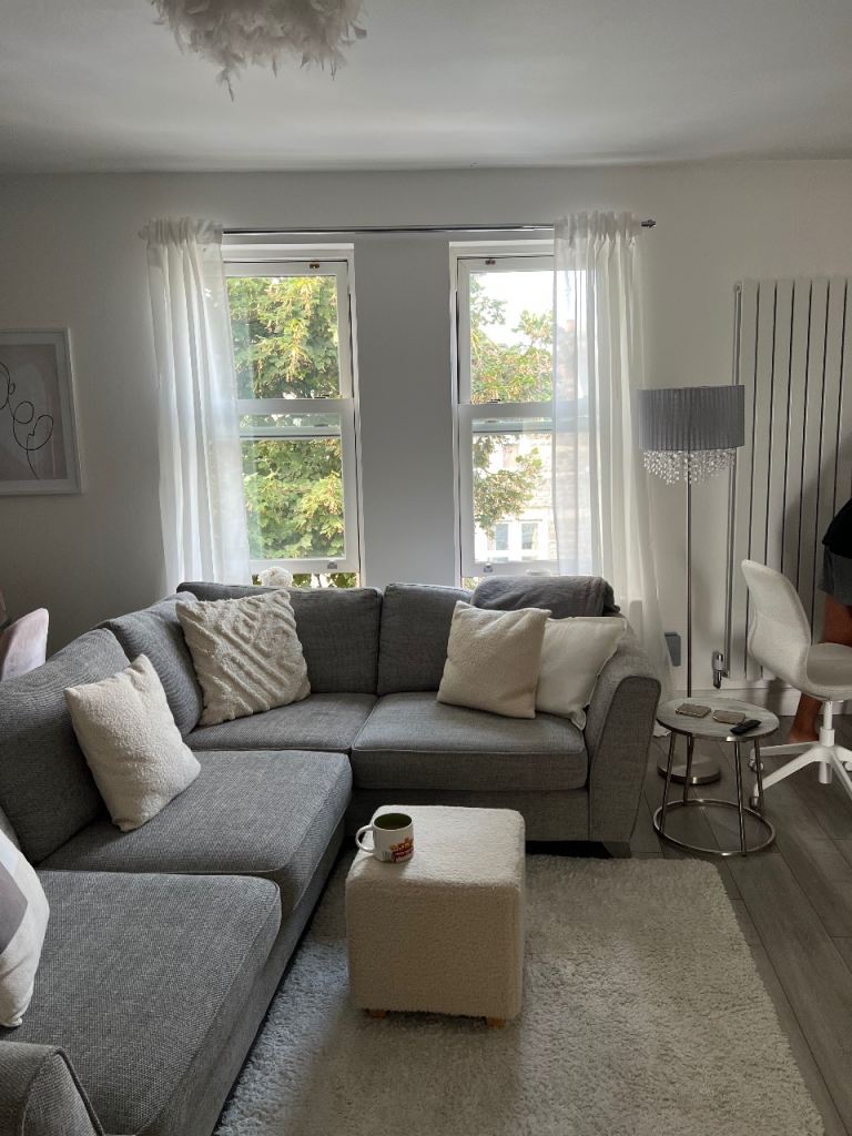 Flat for rent southville