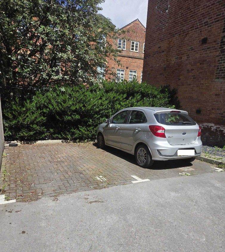 Parking Space 10, Onyx Residence