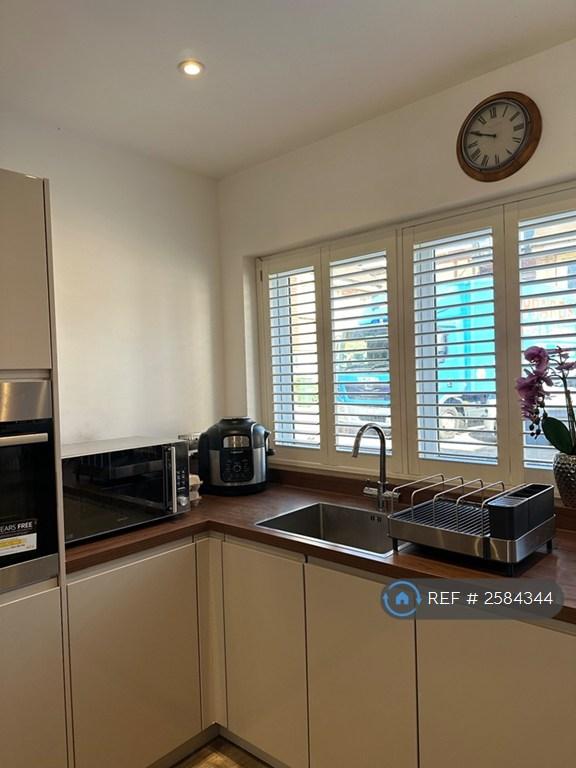 1 bedroom in Farnborough, Kent, BR6 (#2584344)