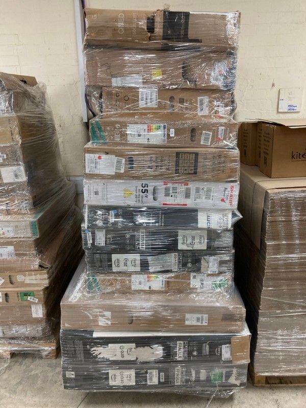 10x Broken Smart tv with Damaged Screen Panel, Selling for parts only