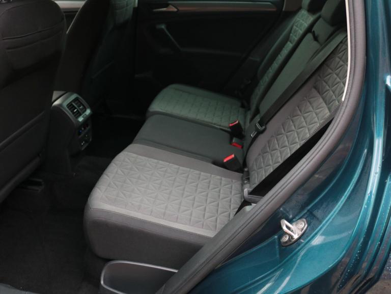 2022 Volkswagen Tiguan 1.5 TSI Life SUV 5dr Petrol Manual Euro 6 (s/s) (150 ps) ESTATE Petrol Manual