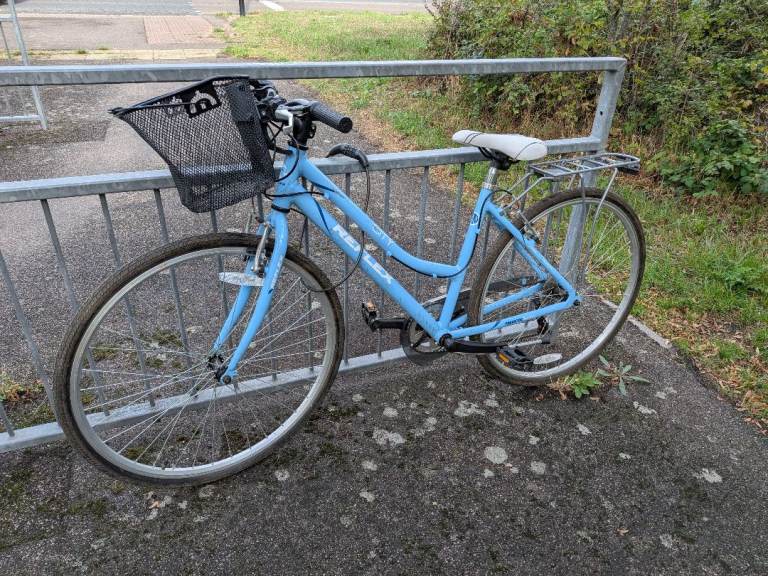 Ladies Classic Hybrid Bicycle Bike
