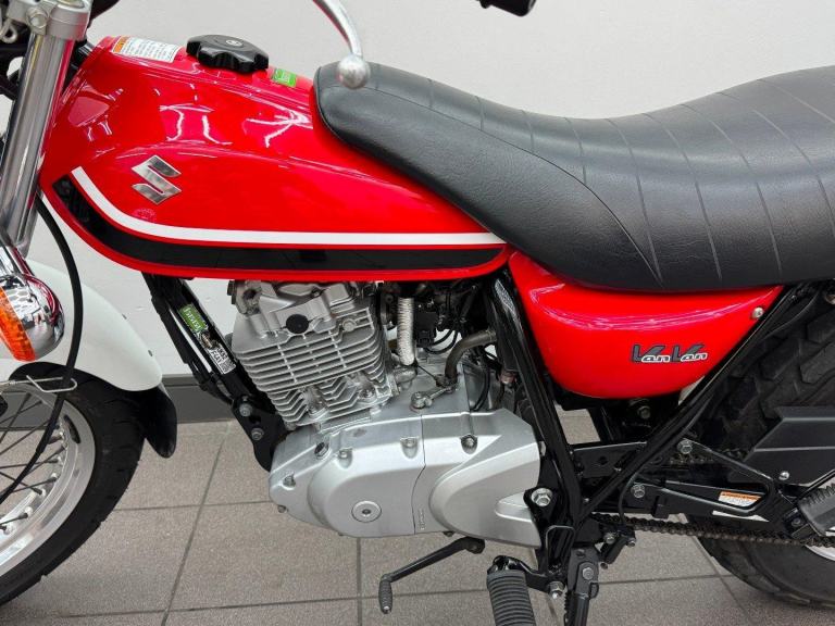 SUZUKI VAN VAN 125 RV 125 RED 2014, 14 REG JUST 7,096 MILES, USED MOTORCYCLE