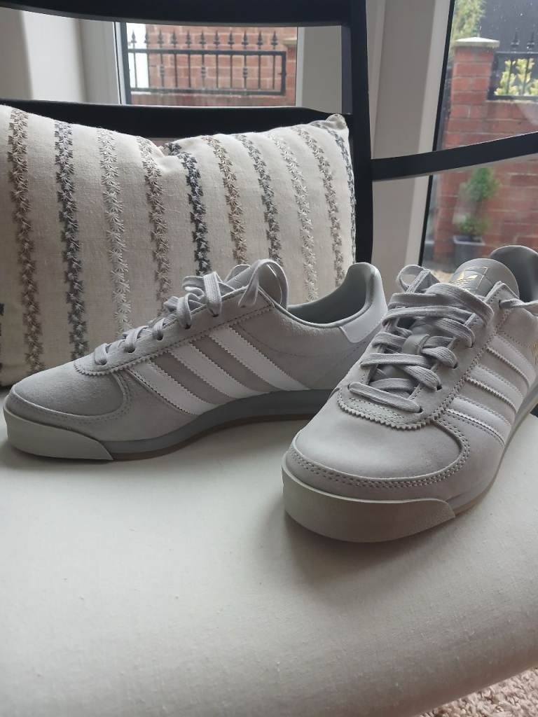 Adidas trainers  grey size 6 BRAND NEW 