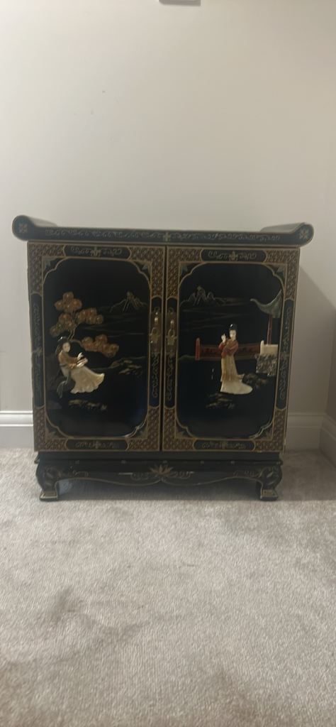 20th century Chinese cabinet 