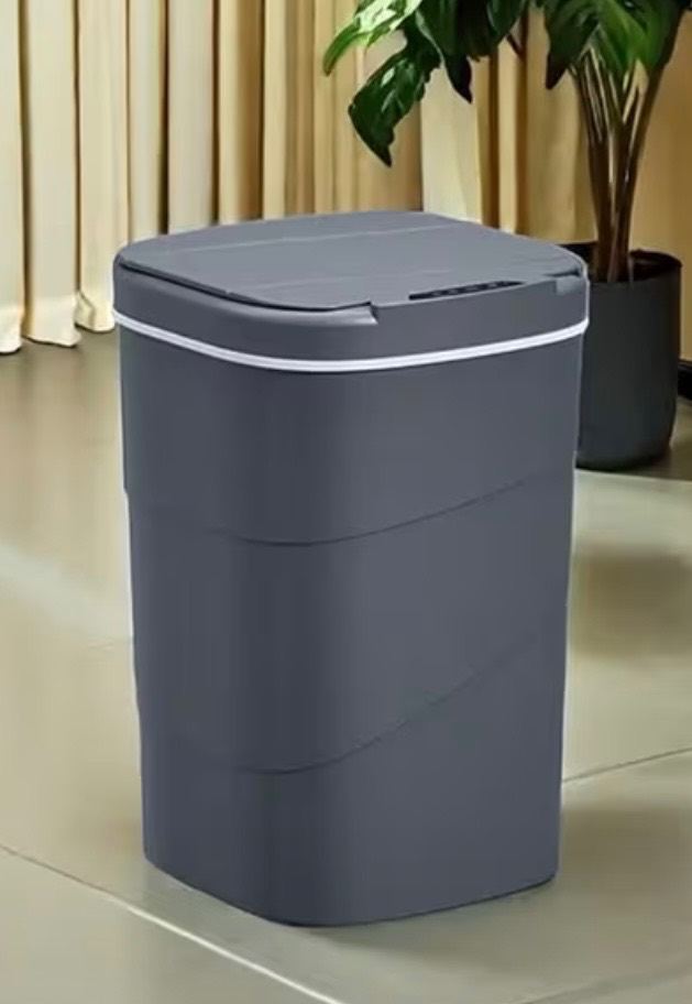Automatic New Grey Plastic Kitchen Dustbin – Lid Included