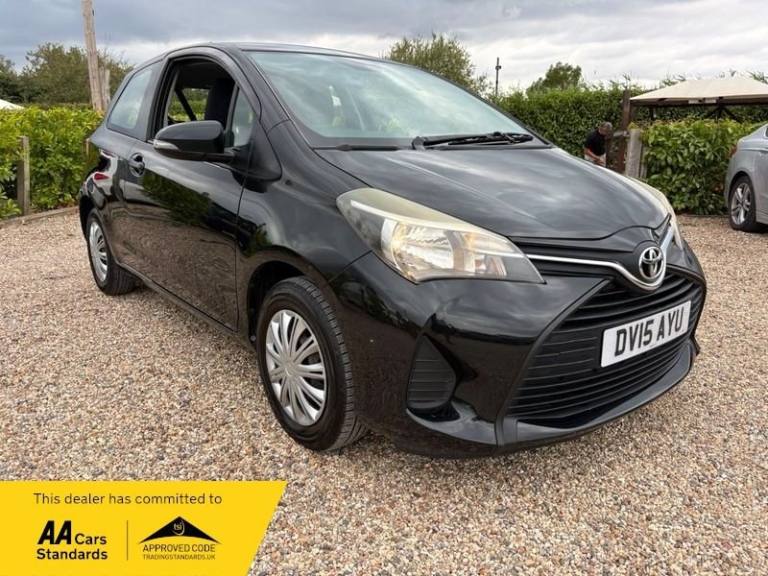 2015 Toyota Yaris 1.0 VVT-i Active Hatchback 3dr Petrol Manual Euro 5 (69 ps) Hatchback Petrol Ma...