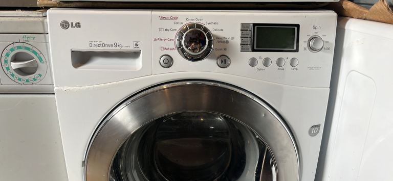 LG washing machine 8kg 1400 spin
