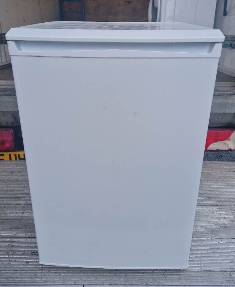 White Undercounter Fridge – Good Condition, Clean