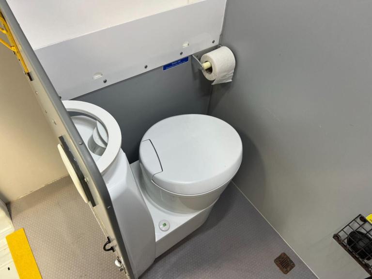 2022 Ford Transit 2.0 EcoBlue 130ps H2 Leader Van PANEL VAN DIESEL Manual