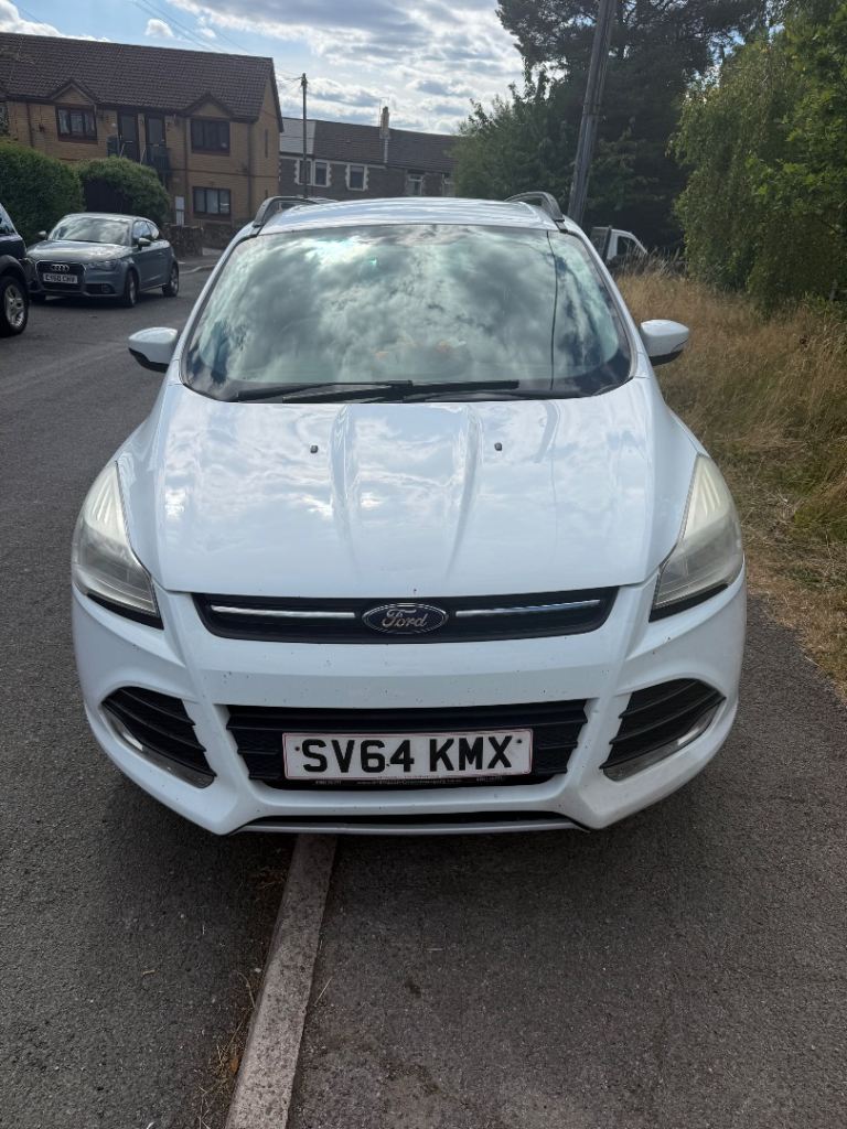 Ford, KUGA, Hatchback, 2014, Manual, 1997 (cc), 5 doors