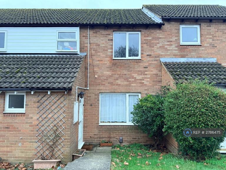 3 bedroom house in Wallace Close, Marlow, SL7 (3 bed) (#2786475)
