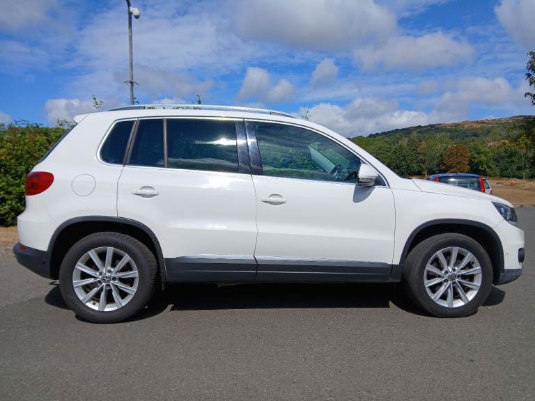 RESERVED AWAITING COLLECTION VW TIGUAN 2.0 TDi TURBO DIESEL SE 4X4 BLUEMO TRADE SALE PRICE £2295 