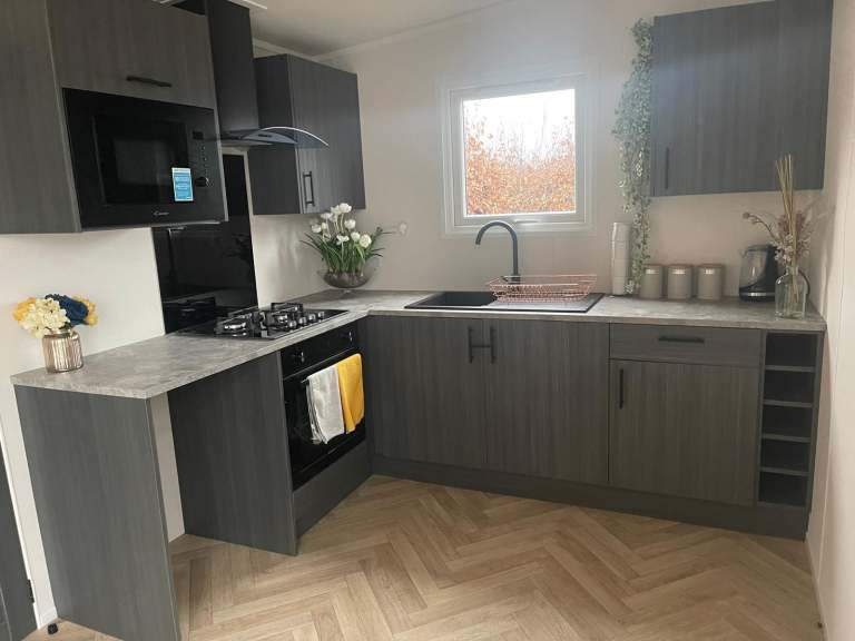 Static For Sale Off Site Loft Annex 32 x 13, 1 Bedroom BRAND NEW 