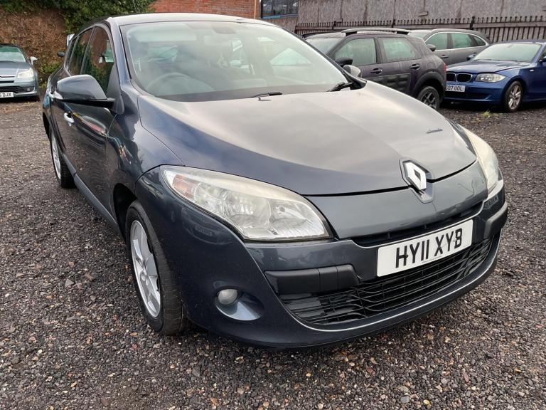 2011 Renault Megane 1.9 dCi Dynamique TomTom Euro 5 5dr HATCHBACK Diesel Manual