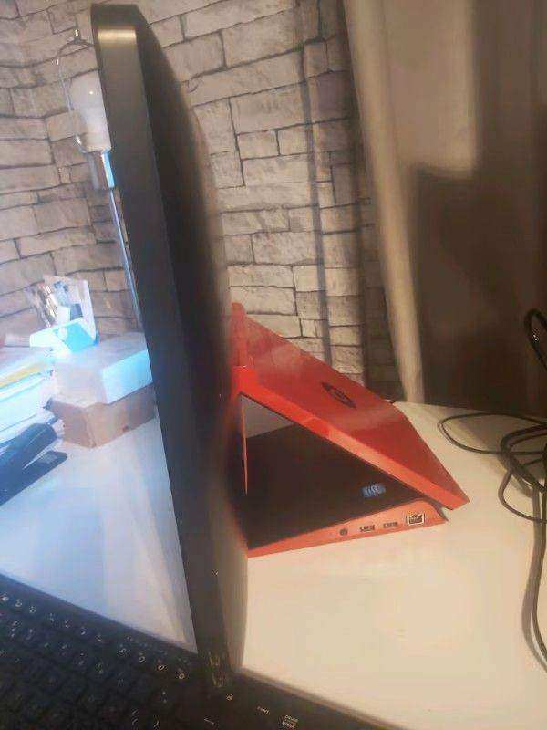 HP ENVY 23" RECLINE TOUCH SMART PC. RAM 8 GB AND 1 TB HDD. WINDOWS 10
