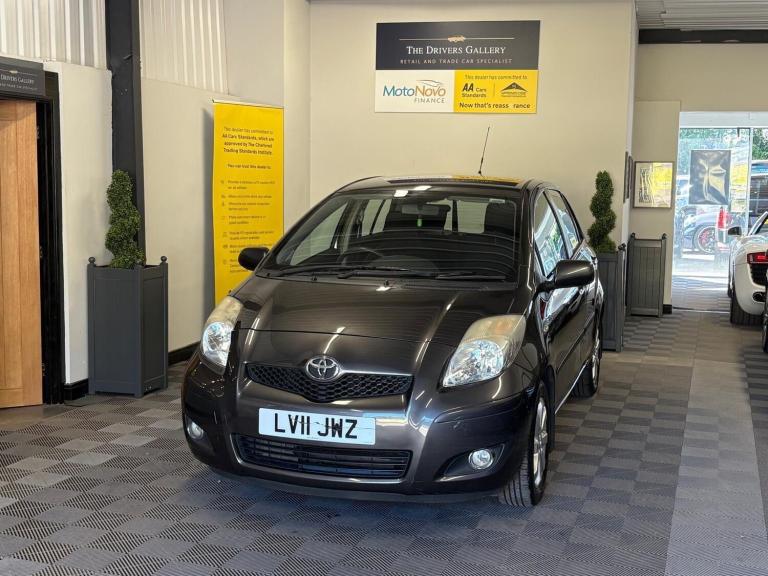 2011 Toyota Yaris 1.33 Dual VVT-i T Spirit MultiMode Euro 5 (s/s) 5dr HATCHBACK Petrol Automatic