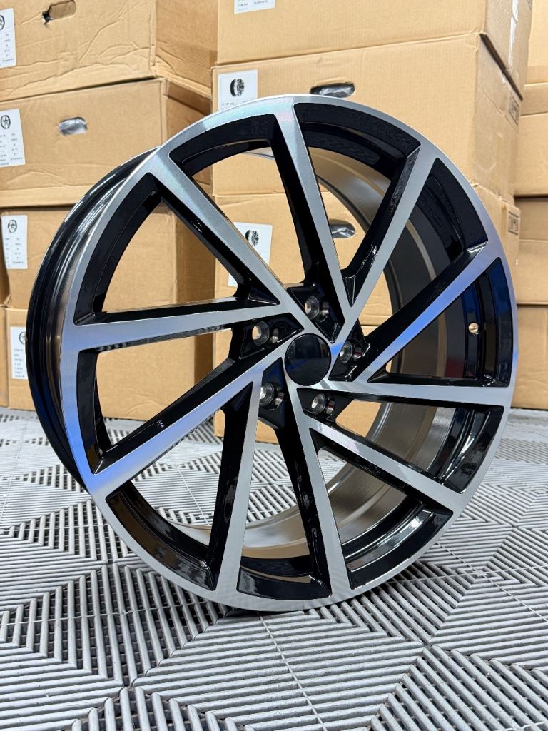 New 19” Volkswagen Spielberg 992 Style Alloy Wheels - Golf - Leon - A3 - Jetta - Caddy