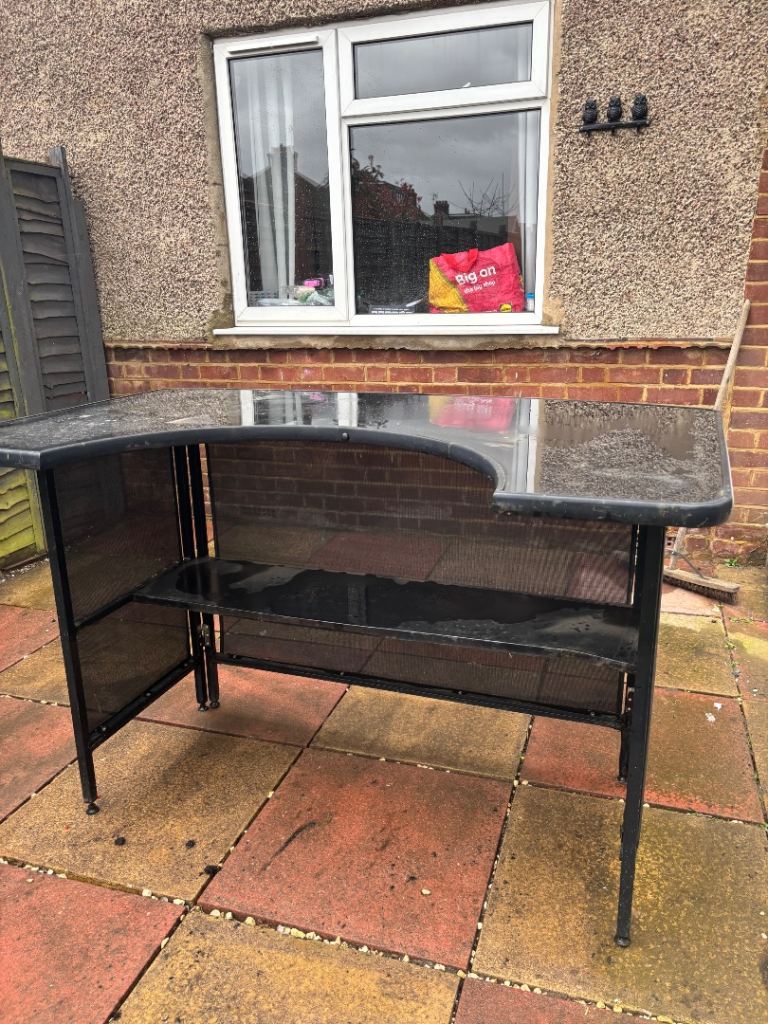bar table for garden