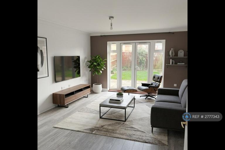 5 bedroom house in Drum Road, Eastleigh, SO50 (5 bed) (#2777343)