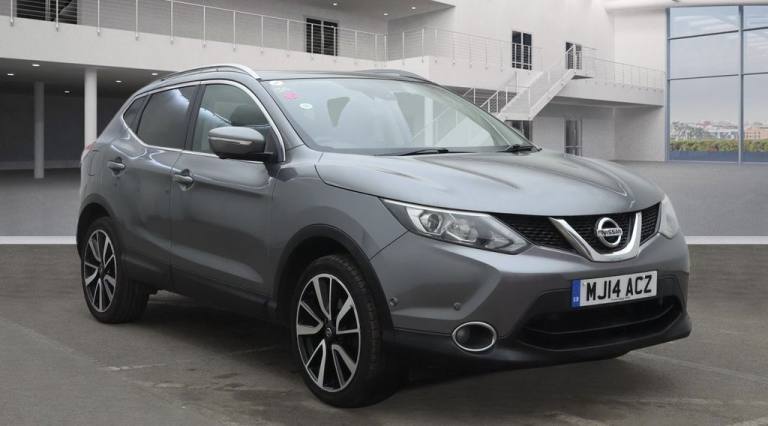 2014 Nissan Qashqai 1.2 DiG-T Tekna 5dr HATCHBACK PETROL Manual