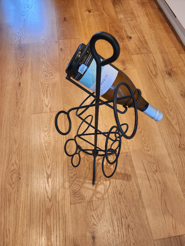 Iron wine rack