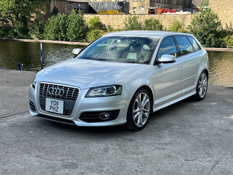 Audi, 2011, 2000 (cc)