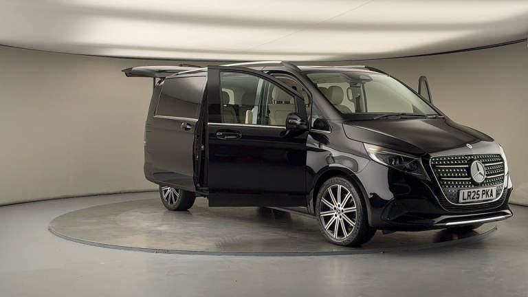 2025 Mercedes-Benz V-Class 2.0 V220d Premium MPV 5dr Diesel G-Tronic+ Euro 6 (s/s) (8 Seat, Extra...