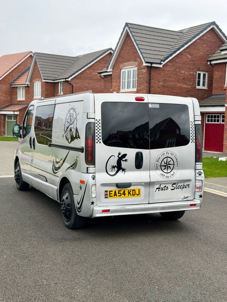 Campervan 🏕️  2005 Renault Traffic LI29 Dci 100 Lwb 