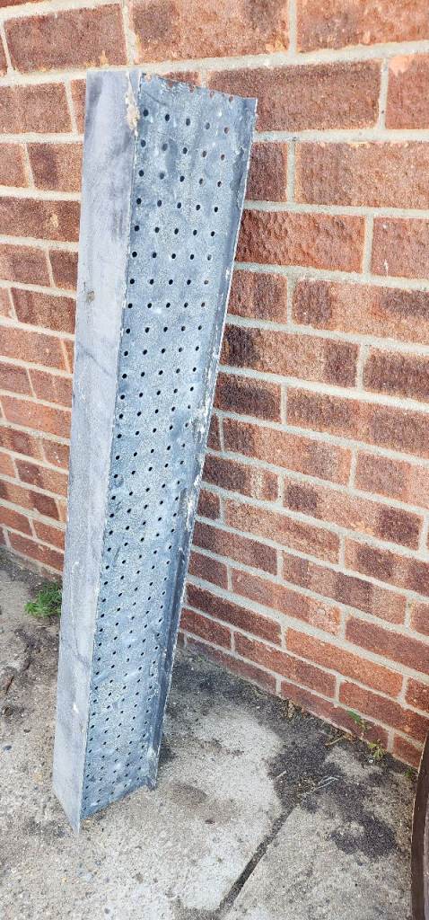 Lintel steel catnic FREE!!!
