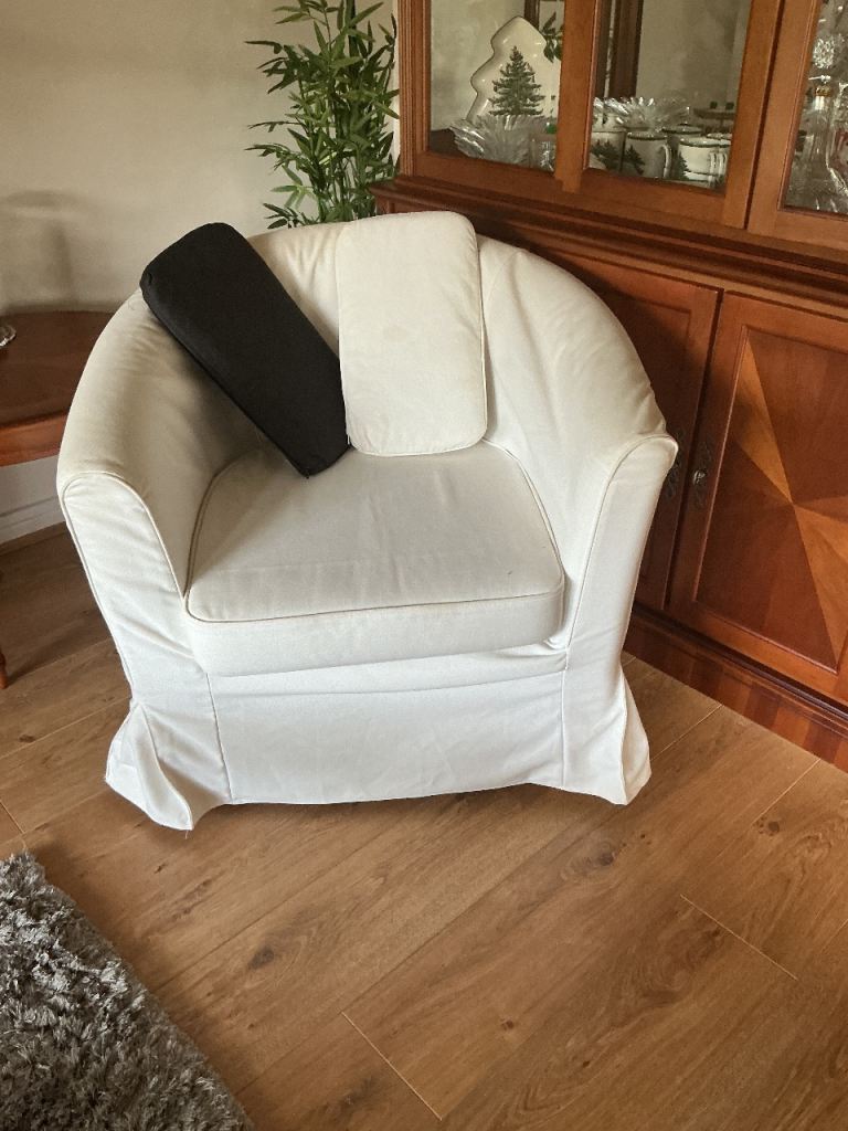 IKEA Tub Chair with Washable Cover – Good Condition
