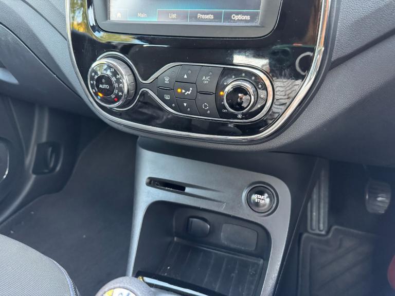 2016 Renault Captur 1.5 dCi 90 Dynamique Nav 5dr HATCHBACK Diesel Manual