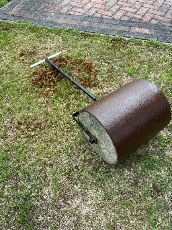 Garden roller