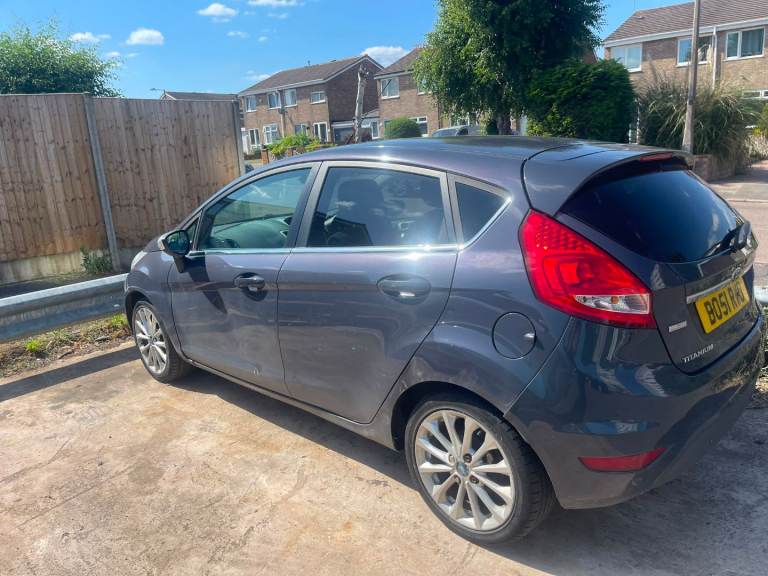 Ford, FIESTA, Hatchback, 2012, Manual, 1560 (cc), 5 doors