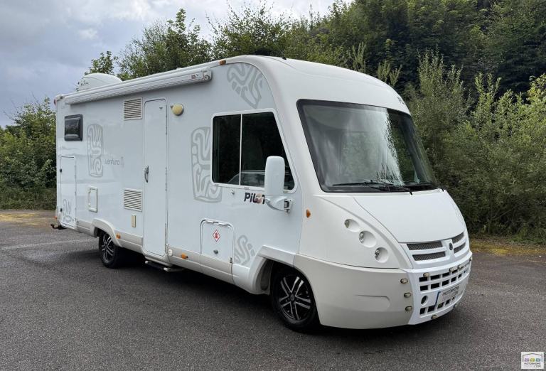 Pilote Aventura G690  - 2010 - 5 Berth Motorhome for Sale