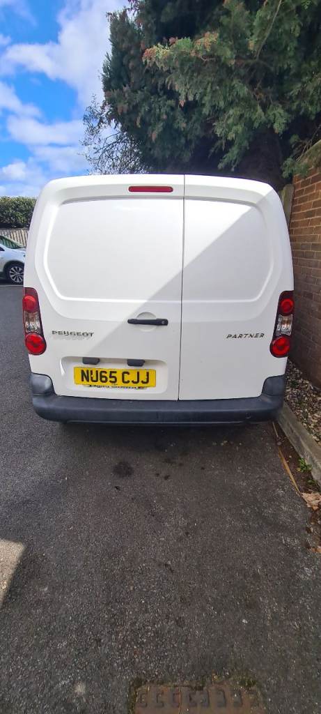 Peugeot Partner 1.6 hdi (80,083 low mileage)