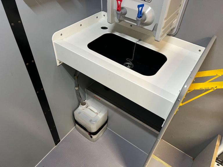 2022 Ford Transit 2.0 EcoBlue 130ps H2 Leader Double Cab Van PANEL VAN DIESEL Manual