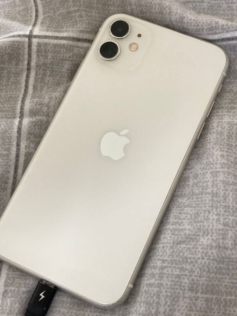 White iPhone 11 